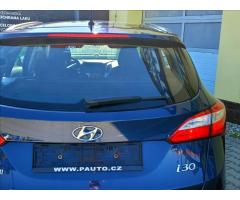 Hyundai i30 1,6 CRDi Style SERVISNÍ KNÍŽKA - 35