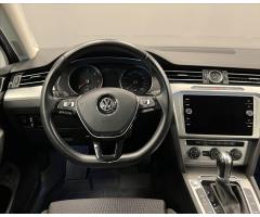 Volkswagen Golf Variant R-Line mHEV DSG Zlevněno o 16 000 Kč