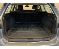 Volkswagen Passat 2,0 COMFORT  COMBI - 9