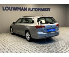 Volkswagen Passat 2,0 COMFORT  COMBI - 13