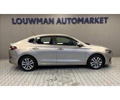 Hyundai i30 1,0 T-GDI Fastback Trikolor - 14