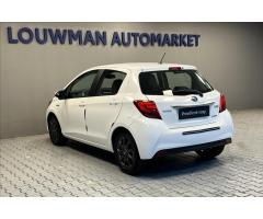 Toyota Yaris 1,5 AT STYLE - 13