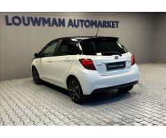 Toyota Yaris 1,5 Hybrid AT Selection - 13