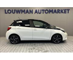 Toyota Yaris 1,5 Hybrid AT Selection - 14