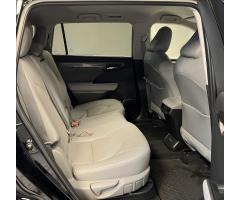 Toyota Highlander 2,5 PRESTIGE TECH JBL - 10