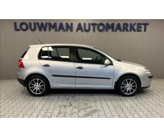 Volkswagen Golf 1,6 Trendline - 4