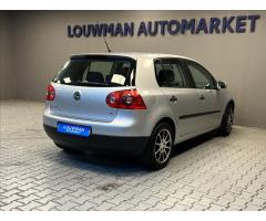 Volkswagen Golf 1,6 Trendline - 6