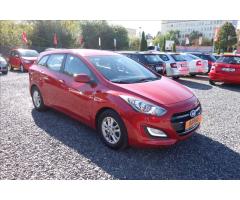 Hyundai i30 1,6 i, ČR, 1 MAJ., SERVIS.KN. - 1