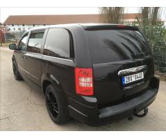 Chrysler Grand Voyager 2,8 CRD 7.MÍST SERVIS - 1