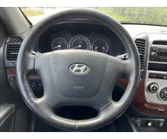 Hyundai Santa Fe 2,7 i V6 LPG 7.MÍST SERVIS - 14