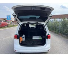 Volkswagen Touran 2,0 TDi 7.MÍST ROZVODY 2xKOLA - 34