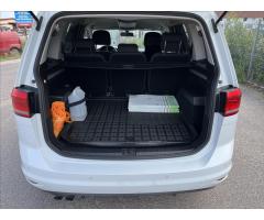 Volkswagen Touran 2,0 TDi 7.MÍST ROZVODY 2xKOLA - 35