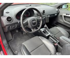 Audi A3 2,0 TDi S-LINE SPORTBACK 4x4 - 9