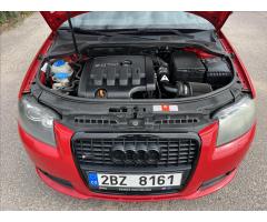 Audi A3 2,0 TDi S-LINE SPORTBACK 4x4 - 22