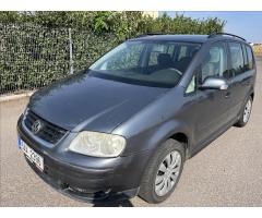 Volkswagen Touran 2,0 TDi KLIMA SERVIS - 1