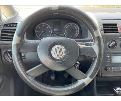 Volkswagen Touran 2,0 TDi KLIMA SERVIS - 14