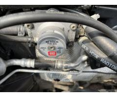 Hyundai i30 1,6 i LPG KLIMA SERVIS - 27