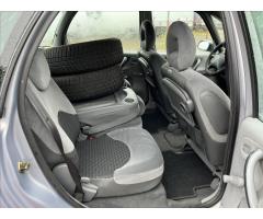 Citroën Xsara Picasso 1,6 HDi KLIMA 2xKOLA STK TAŽNÉ - 11