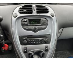 Citroën Xsara Picasso 1,6 HDi KLIMA 2xKOLA STK TAŽNÉ - 15