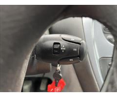 Citroën Xsara Picasso 1,6 HDi KLIMA 2xKOLA STK TAŽNÉ - 18