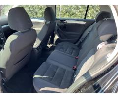 Volkswagen Golf 1,6 TDi KLIMA ROZVODY SERVIS - 12