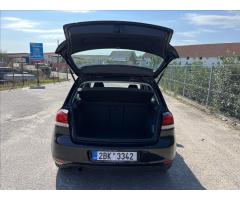 Volkswagen Golf 1,6 TDi KLIMA ROZVODY SERVIS - 28