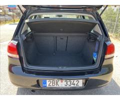 Volkswagen Golf 1,6 TDi KLIMA ROZVODY SERVIS - 29