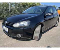 Volkswagen Golf 1,6 TDi KLIMA ROZVODY SERVIS - 33