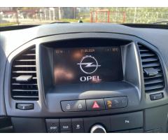 Opel Insignia 2,0 CDTi SERVIS ROZVODY KLIMA - 16