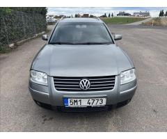 Volkswagen Passat 1.9 TDi KLIMA 2 x KOLA - 2