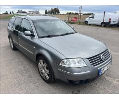 Volkswagen Passat 1.9 TDi KLIMA 2 x KOLA - 3