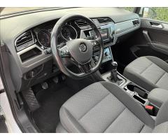 Volkswagen Touran 2.0 TDi 110KW NAVI TAŽNÉ - 9