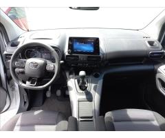 Toyota ProAce City Verso 1.5 D4-D 8st. A/T 130k  Family Comfort 7 míst - 12