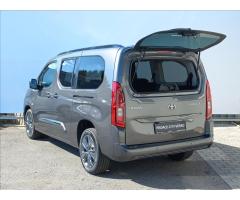 Toyota ProAce City Verso 1,2 T 110k Long  Family 7 míst - 8