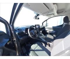 Toyota ProAce City Verso 1,2 T 110k Long  Family 7 míst - 11