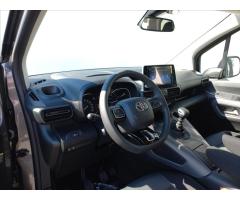 Toyota ProAce City Verso 1,2 T 110k Long  Family 7 míst - 12