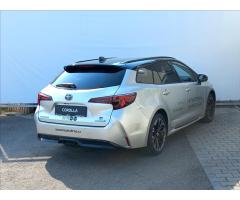 Toyota Corolla 1,8 Hybrid e-CVT 140k  TS GR Sport - 3