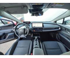 Toyota Prius 2,0 Plug-in Hybrid 223k  Executive - 12