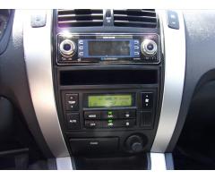 Hyundai Tucson 2,0 CRDI  4x4 ACTIVE - 15