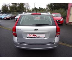 Kia Ceed 1,4 CVVT Active Kombi - 4