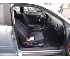 Audi A3 1,6 tiptronic Ambiente - 8