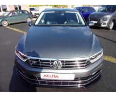 Volkswagen Passat 2,0 TDI 140kW DSG Highline R-line - 8