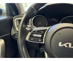 Kia Ceed 1,6 CRDi MHEV Exclusive SW - 12