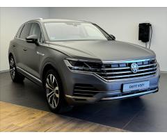 Volkswagen Touareg 3,0 TDI V6, Atmosphere,virtual - 4