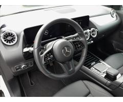 Mercedes-Benz GLA 1,3 GLA 200 4MATIC STYLE - 9