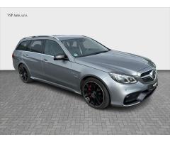 Mercedes-Benz Třídy E 5,5 E 63 AMG 4Matic S T - 7