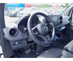 Mercedes-Benz Sprinter 3,0 319CDI/L V6, 7 st. ATM - 9