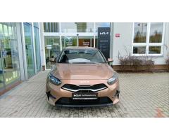 Kia Ceed 1,5 T-GDI 118kW Top - 4