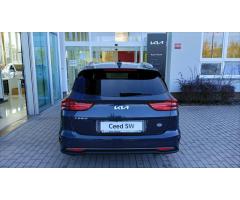 Kia Ceed SW CD 1,5 T-GDi GPF EDICE 30 - 4