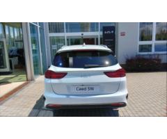 Kia Ceed SW CD 1,5 T-GDi GPF EDICE 30 - 6